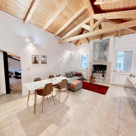 Lucy'S Home Trieste Exterior photo